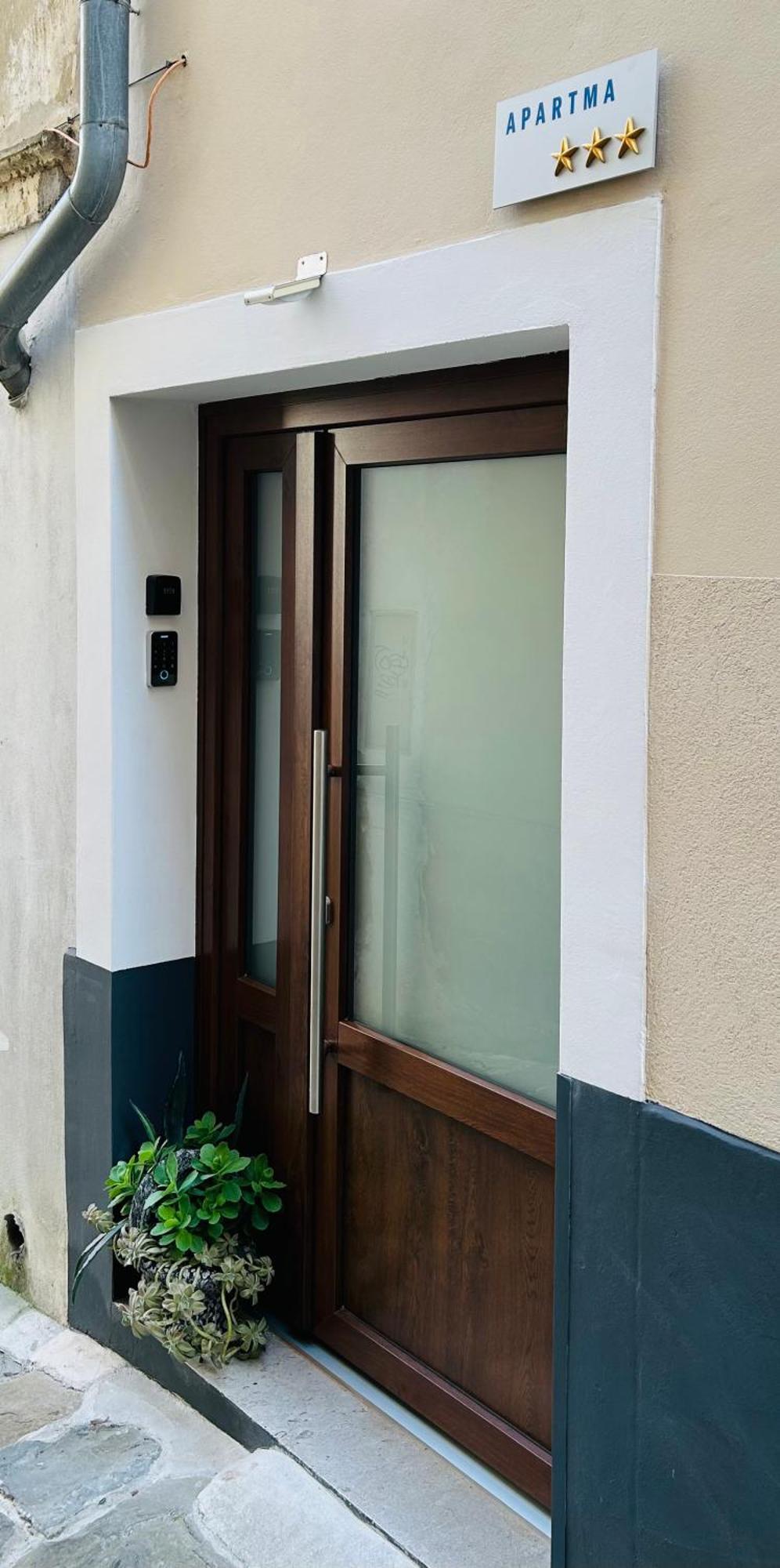 Apartma Tayana Piran - Parking Included !!! Eksteriør billede